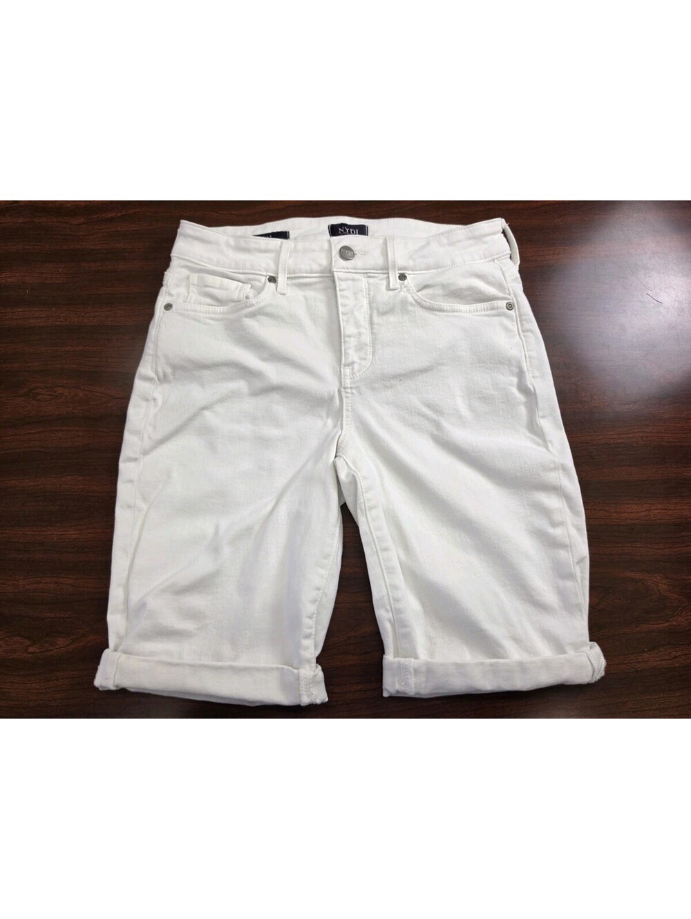 NYDJ Shorts Size 4 White Briella Roll Cuff Denim Lift Tuck Technology Bermuda